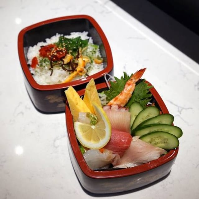Chirashi.