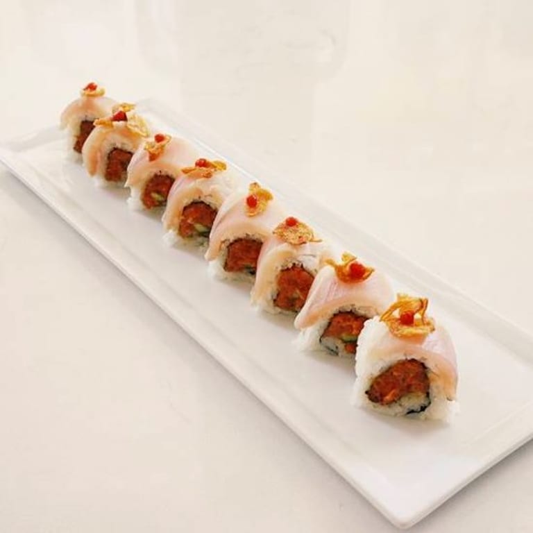 Delicious Rainbow Roll Experience